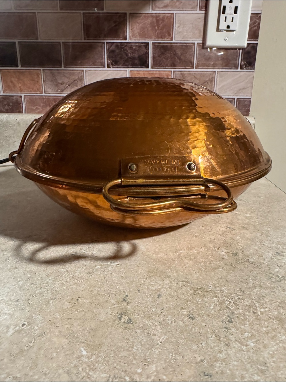 Set of Portuguese Hammered Copper Roasting Pans with Lid - Copper Finish